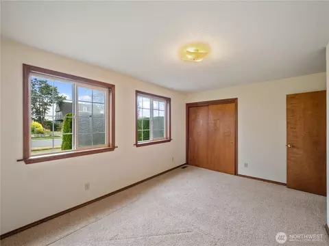 Bedroom - 2839 Christianson Ave, Enumclaw, WA 98022 photo 3 of 5