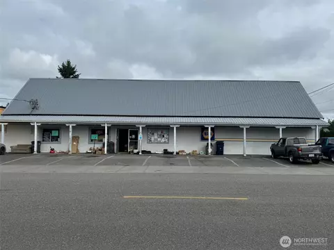 1070 Darrington St, Darrington, WA 98241