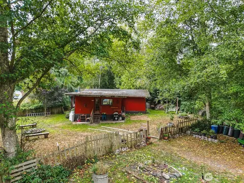 794 Hidden Trails Rd, Port Townsend, WA 98368