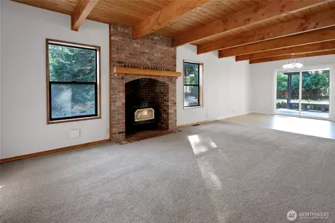 Living - 213 346th St E, Roy, WA 98580 photo 1 of 2