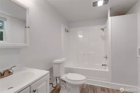 Bath - 213 346th St E, Roy, WA 98580 photo 3 of 3