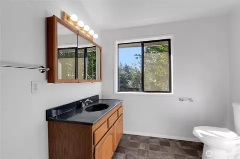 Bath - 213 346th St E, Roy, WA 98580 photo 2 of 3