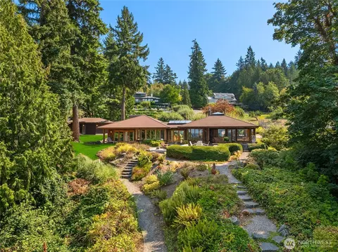 7777 Hansen Rd NE, Bainbridge Island, WA 98110