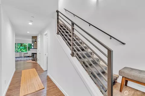 2300 Jefferson Ave NE #B105, Renton, WA 98056