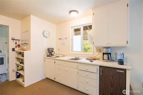 Kitchen - 1175 Cameron Rd, Sequim, WA 98382 photo 6 of 6