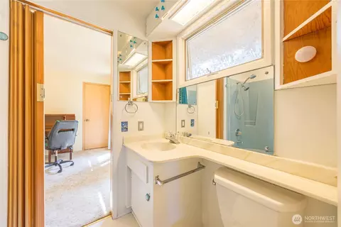 Bath - 1175 Cameron Rd, Sequim, WA 98382 photo 3 of 3