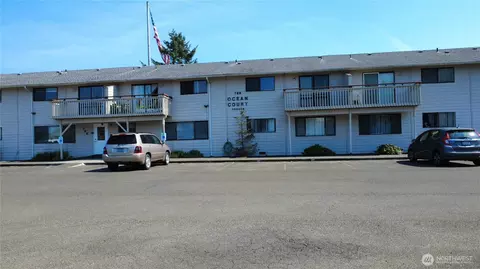 766 Ocean Ct NW #206, Ocean Shores, WA 98569