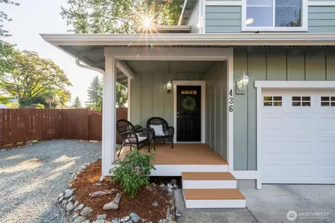 436 Oak Hill Ln, Burlington, WA 98233