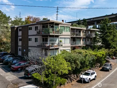 401 NE 40th St, Seattle, WA 98105