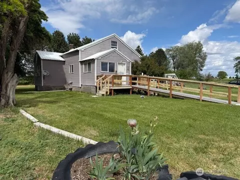 1569 Rd 193 NE, Soap Lake, WA 98851