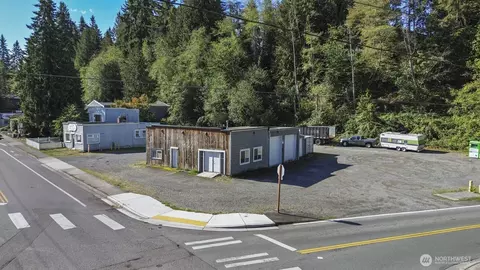 18502 18510 76th Ave W, Edmonds, WA 98026