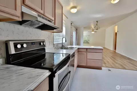 225 Daisy Ln, Sequim, WA 98382 photo 13