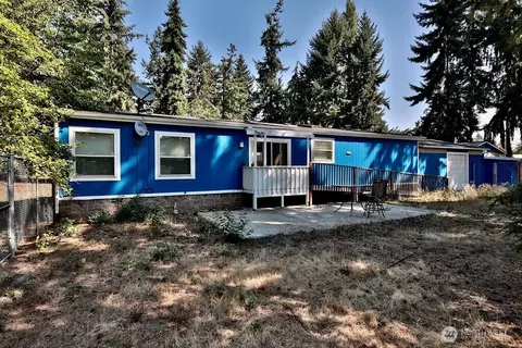 225 Daisy Ln, Sequim, WA 98382