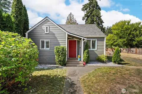 1725 Puget St NE, Olympia, WA 98506