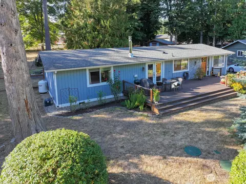 18971 Soundview Blvd NE, Suquamish, WA 98392