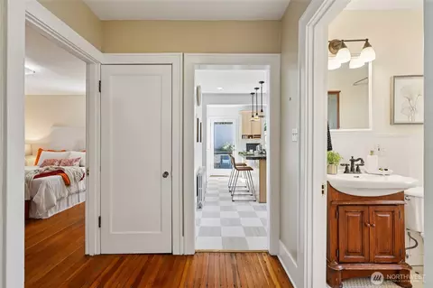 511 23rd Ave E, Seattle, WA 98112 photo 17
