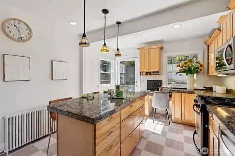 511 23rd Ave E, Seattle, WA 98112 photo 15