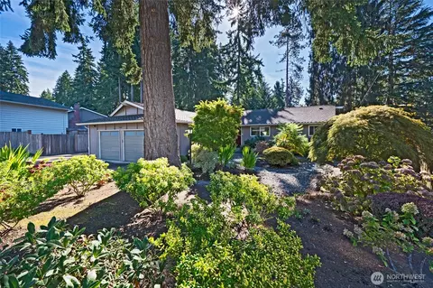 15047 12th St NE, Bellevue, WA 98007
