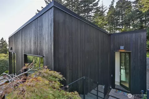 Exterior - 487 Vusario Ln, Eastsound, WA 98245 photo 9 of 17