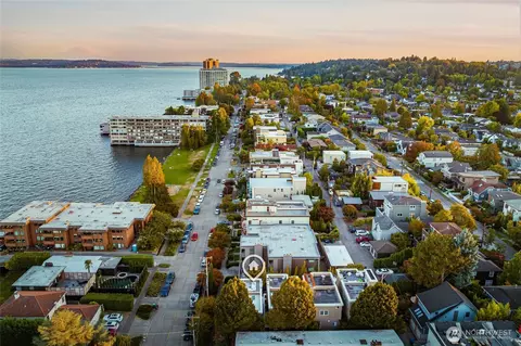 View/Area - 2345 43rd Ave E, Seattle, WA 98112 photo 1 of 2