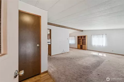 931 236th Pl SW, Bothell, WA 98021 photo 2