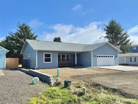 382 S Wynoochee Dr SW, Ocean Shores, WA 98569
