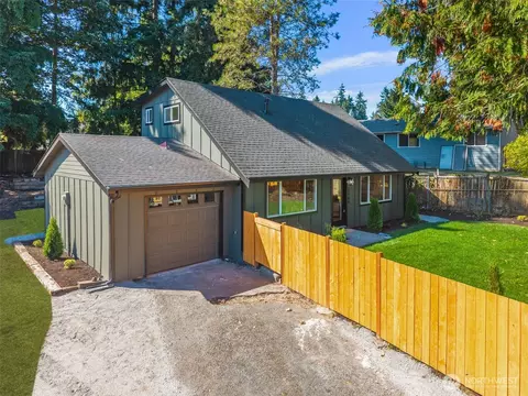 3709 SW 335th St, Federal Way, WA 98023