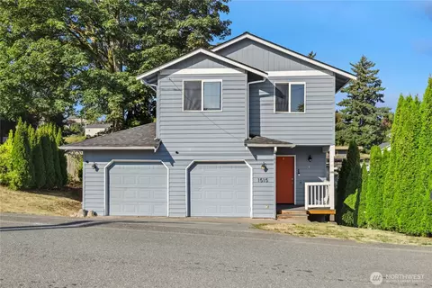 1515 Pennsylvania Ave, Bremerton, WA 98337
