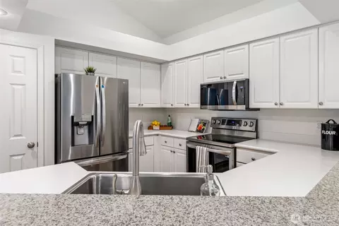Kitchen - 612 228th St SW #K201, Bothell, WA 98021 photo 2 of 3