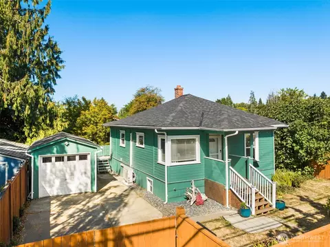 4208 S Genesee St, Seattle, WA 98118