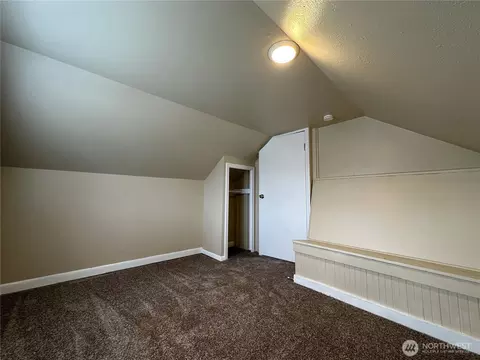Bedroom - 329 24th St, Longview, WA 98632 photo 2 of 4