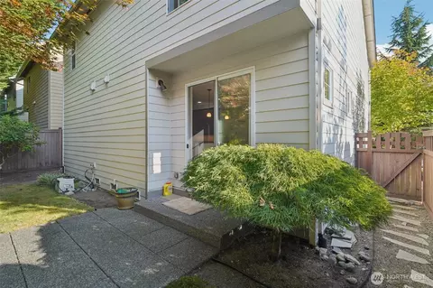 Exterior - 907 148th St SE, Mill Creek, WA 98012 photo 4 of 5