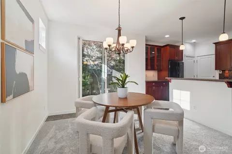 Dining - 907 148th St SE, Mill Creek, WA 98012 photo 2 of 3