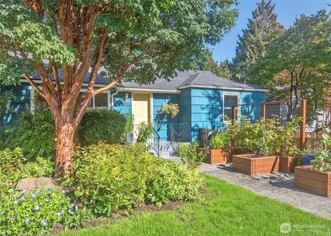 2310 NE 94th St, Seattle, WA 98115