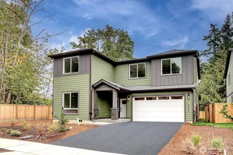 10705 SE 170th Pl #LOT 7, Renton, WA 98055
