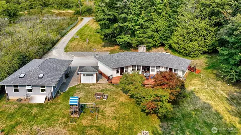 3575 Sweet Rd, Blaine, WA 98230