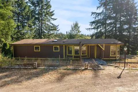 13597 Westbrook Dr, Port Orchard, WA 98367
