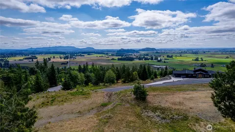 7583 Avalon Heights Way, Sedro Woolley, WA 98284