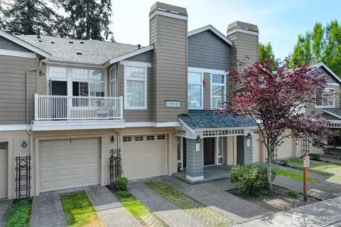 4325 NE 5th Ct # 103, Renton, WA 98059
