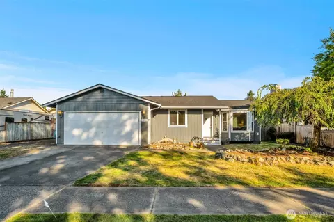 7021 65th Ave NE, Marysville, WA 98270