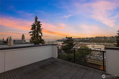2273 14th Ave W, Seattle, WA 98119