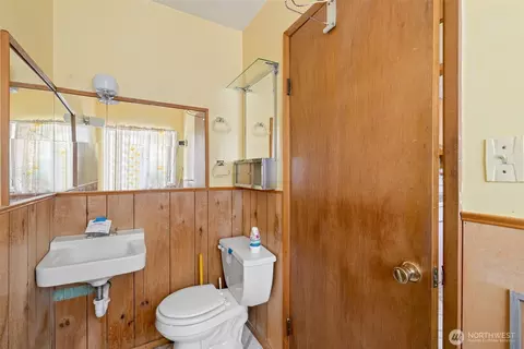 Bath - 170 Clara Crest Ln, Sequim, WA 98382 photo 1 of 2