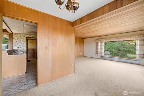 Living - 170 Clara Crest Ln, Sequim, WA 98382 photo 6 of 10