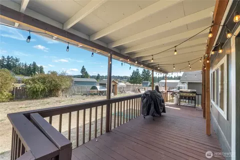 814 282nd St E, Roy, WA 98580 photo 7