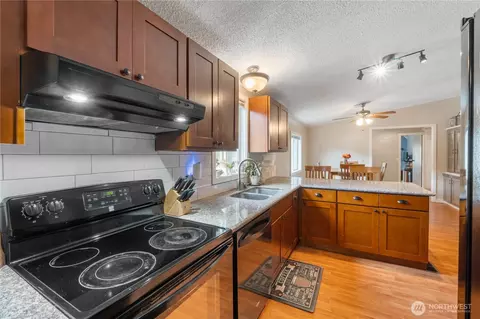 814 282nd St E, Roy, WA 98580 photo 14