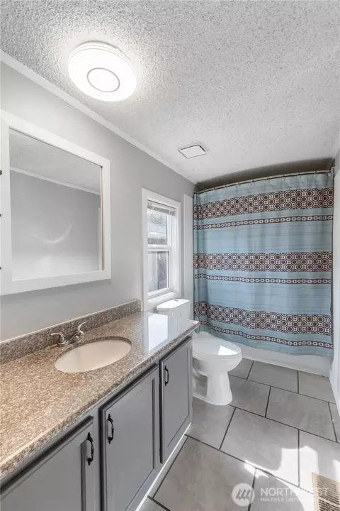 814 282nd St E, Roy, WA 98580 photo 23