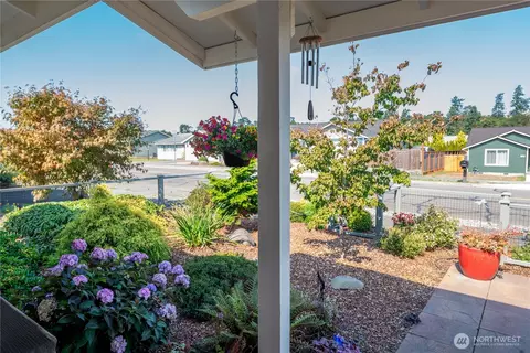 961 E Fir St, Sequim, WA 98382 photo 6
