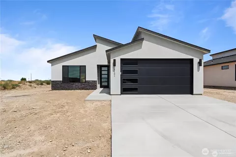 713 P St NE, Quincy, WA 98848