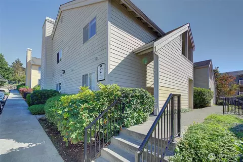 1111 S Villard St #C-15, Tacoma, WA 98465
