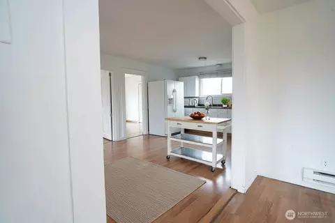 Entry Way - 18225 SE 416th St, Enumclaw, WA 98022 photo 1 of 5